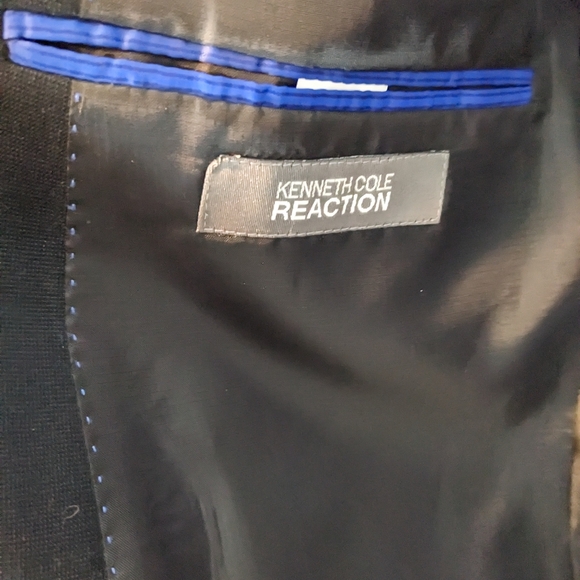 Kenneth Cole Reaction, 2-button Sport Coat, 42R, Black - Picture 3 of 7